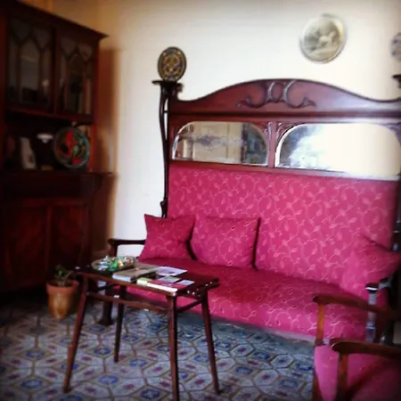 Della Posta Vecchia Oda ve Kahvaltı 3*