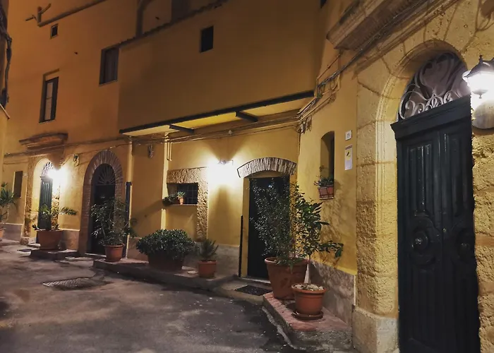 Della Posta Vecchia 3*