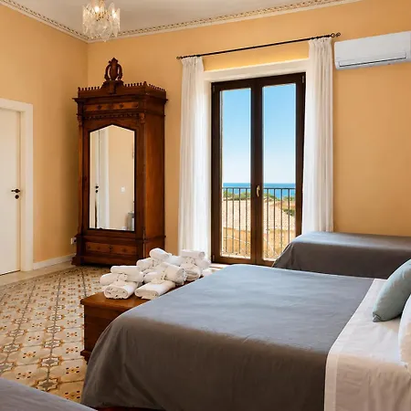 Della Posta Vecchia Bed & Breakfast