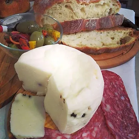Della Posta Vecchia Bed & Breakfast 3*