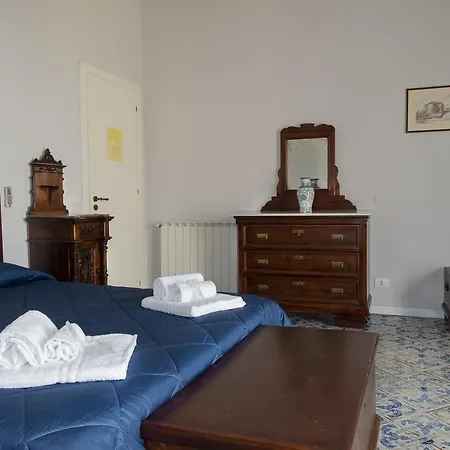 Della Posta Vecchia Bed & Breakfast